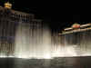 bellagio_fountains9.jpg (147660 bytes)